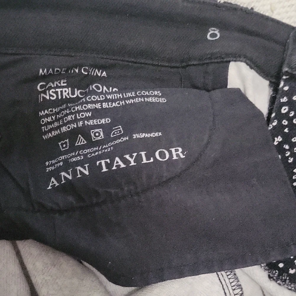 Ann Taylor Black and White Patterned Pants - Picture 2 of 6